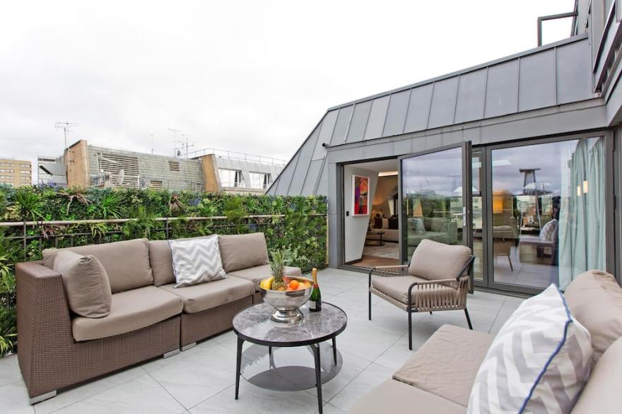 3-bed Rooftop Penthouse