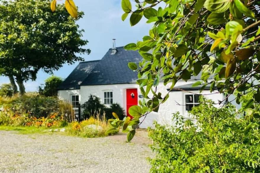 Coastal Character Cottage Offering A Peaceful Haven