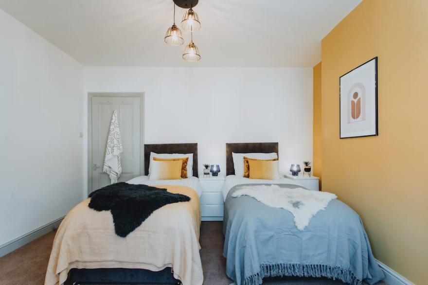 BRAND NEW TOWNHOUSE IN RUGBY