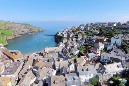 KIPPER COTTAGE, family friendly in Port Isaac