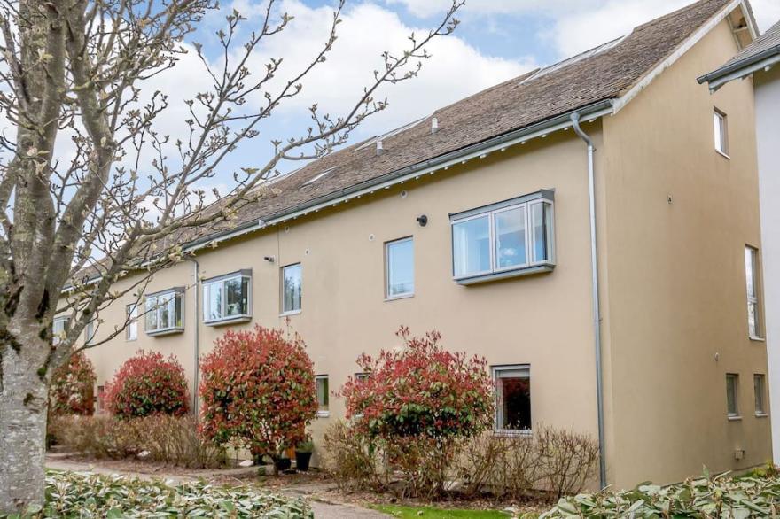 4 Bedroom Accommodation In Cirencester
