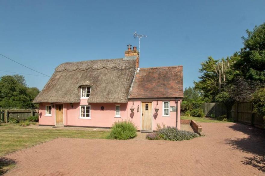 Honey Horsefield Grade Ll 1650 Thatched Cottage