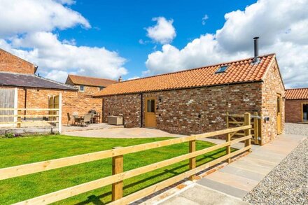 Brecks Farm - The Parlour -  a family break that sleeps 4 guests  in 1 bedroom