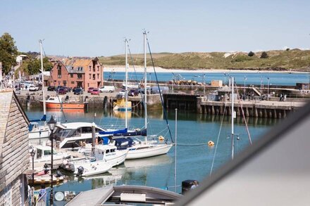 Flat 2 Strand House - Padstow -  an apartment that sleeps 2 guests  in 1 bedroom