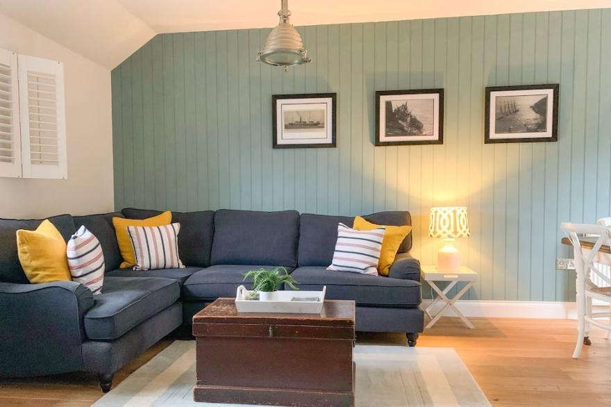 OH BUOY!, family friendly, character holiday cottage in Charlestown