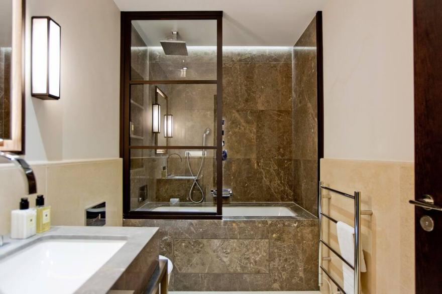 2-bed Superior Apt 416