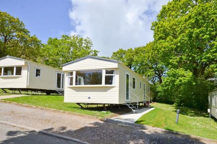 Greenwood, Thorness Bay -  a mobile home that sleeps 8 guests  in 3 bedrooms