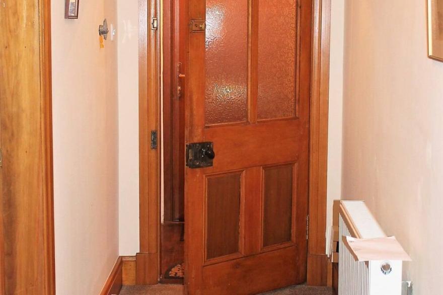 Number 48 -  an apartment that sleeps 2 guests  in 1 bedroom