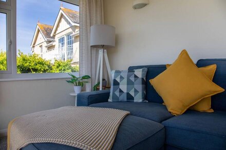 GRAND VIEW, family friendly, country holiday cottage in Hope Cove