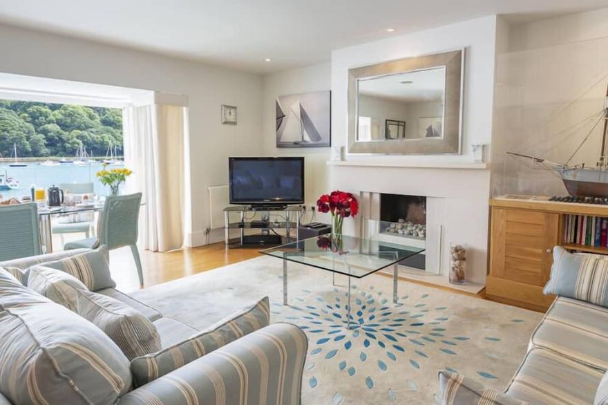 7 DART MARINA, family friendly in Dartmouth