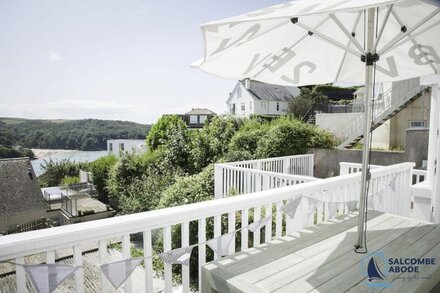 Luxurious 2 bedroom Salcombe apartment with spa & fitness membership included