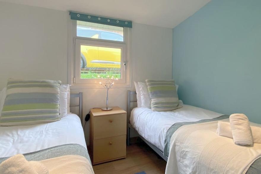 Pass the Keys | Gower BEACH Staycation Caswell Bay - Sleeps 4