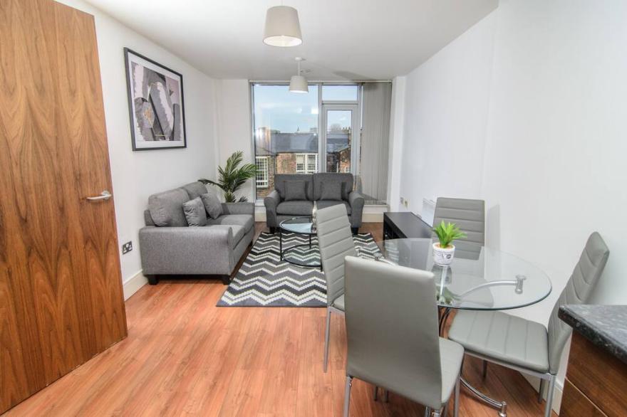 Central Liverpool Two Bedroom Apartment