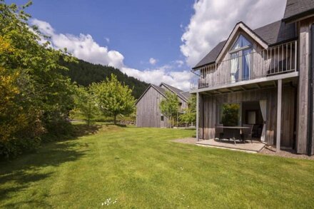 Mains of Taymouth, Kenmore ~ 5* 1 Maxwells - sleeps 2 guests  in 1 bedroom