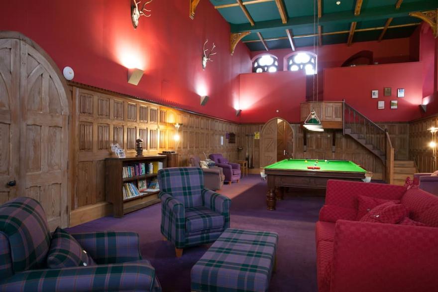 The Ross, apartment in former monasterty on the shores of world famous Loch Ness