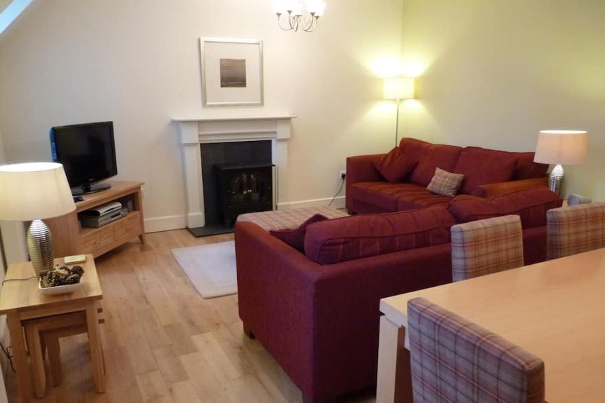 The Ross, apartment in former monasterty on the shores of world famous Loch Ness