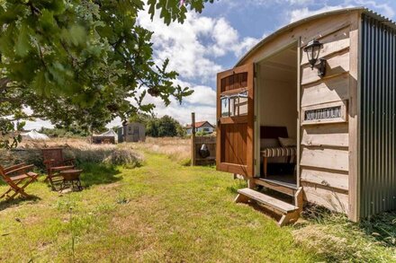 Southdown Shepherd Hut | An adorable shepherds hut for two