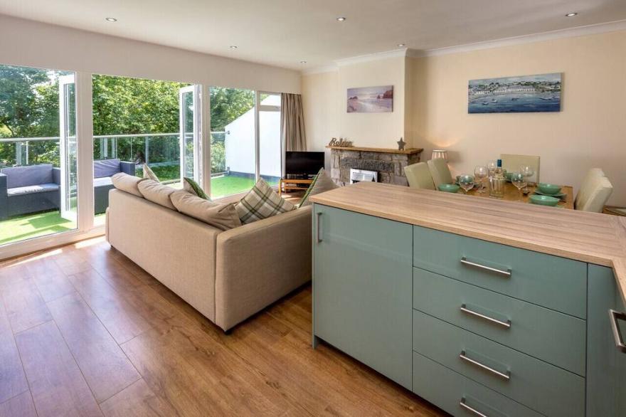 5 Glyn y Marian - Two Bedroom House, Sleeps 5