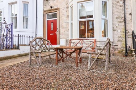 4 NORMANBY TERRACE, pet friendly, character holiday cottage in Whitby