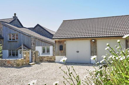 BARGAIN RATES FOR GORGEOUS BARN CONVERSION