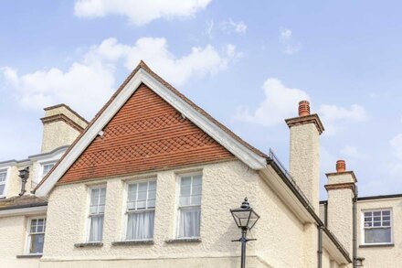 Spacious period home in Margate - Wilderness Rooms near the sea