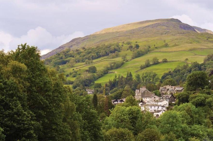 WINDOWS, family friendly, with a garden in Ambleside