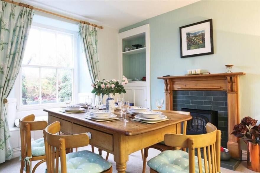 SYKE VILLA, family friendly, with a garden in Troutbeck