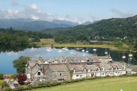 HAWTHORN COTTAGE, family friendly in Ambleside