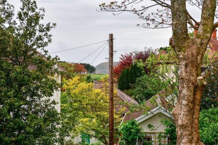 Pass the Keys | Quiet Coastal Retreat inbetween Langland & Caswell