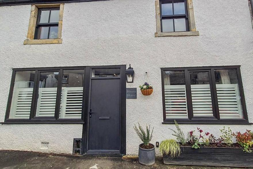 4 Bedroom Accommodation In Tideswell, Near Buxton