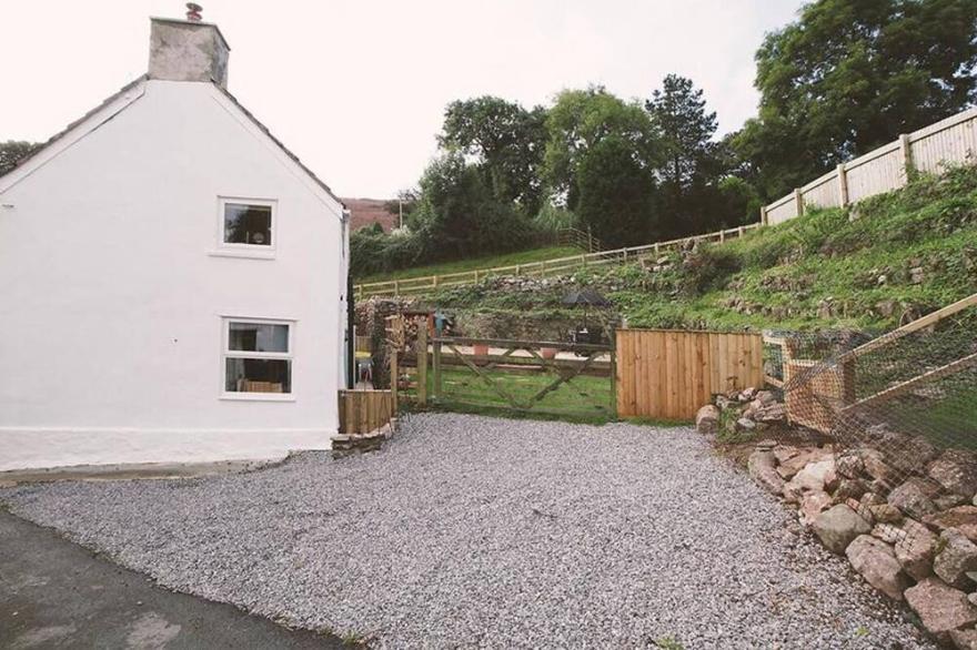 Frog Lane Cottages in the beautiful Swansea