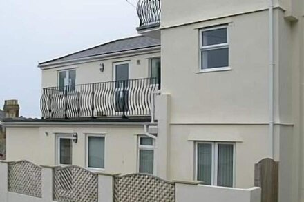 Light, Spacious, Lovely Ground Floor Apartment In St Ives, Cornwall