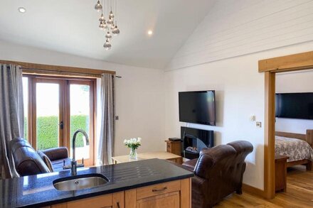 5 star gold award barn conversion for two