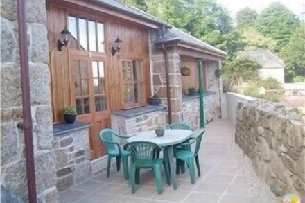 The Cart House. Tastefully converted granite farm building.