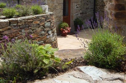 Former Coach House with enclosed garden - Hendra Barns, Mitchell Near Newquay