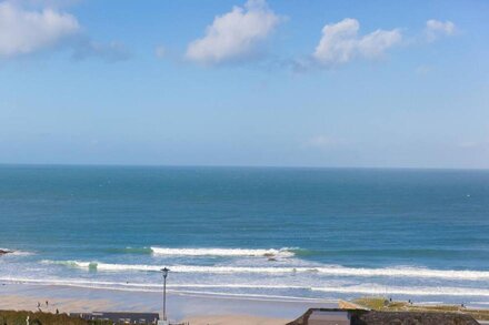 SeaCrest 2 - Contemporary Apartment With Views over Porthmeor Beach – Sleeps 4 – Parking for One Car