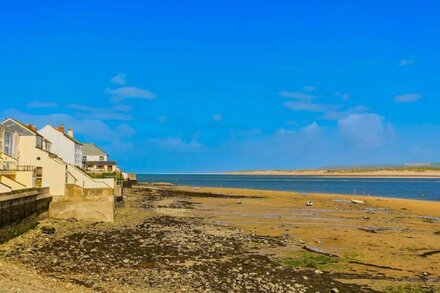 APPLEDORE GANNETS NEST | 3 Bedrooms | Appledore | Sleeps 5