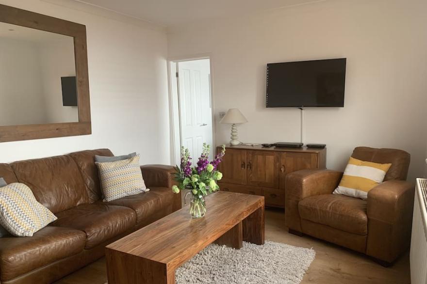 Beautiful Cottage in the heart of Swanage with parking