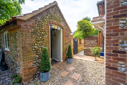 An exquisite Grade II listed cottage situated in an idyllic location.