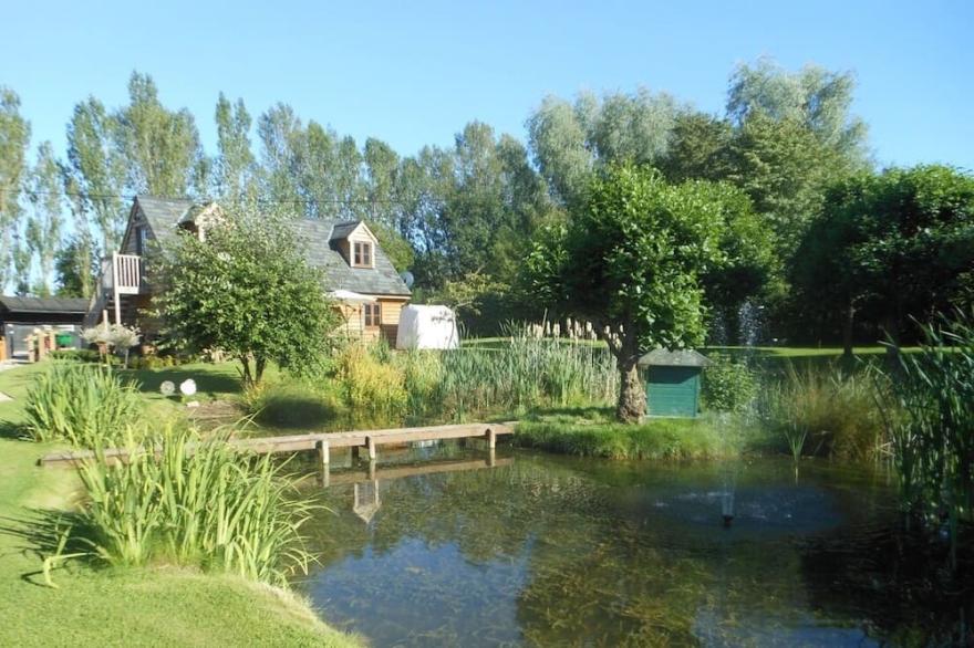 Rural Cotswold Cottage In Grounds Of Beautiful Nell House