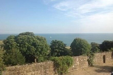 Lovely Cottage With Magnificent Sea Views, Minutes From Beaches & Coastal Path