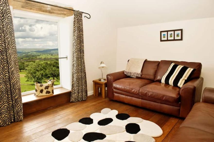 Beautifully converted former Dairy situated in the delightful rural countryside