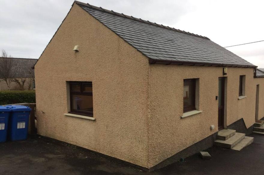 1 Bedroom Chalet 30 Minute Walk From Stornoway Town Centre