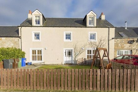 5 bedroom , 4 bathroom luxury farm steadings