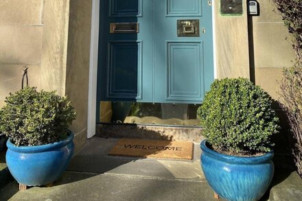 Beautiful Apartment in Edinburgh's Historic New Town