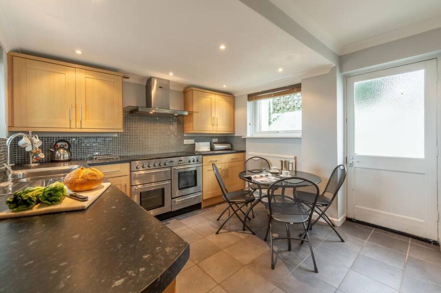 Silvershells is a three bedroom bungalow with outstanding harbour views.