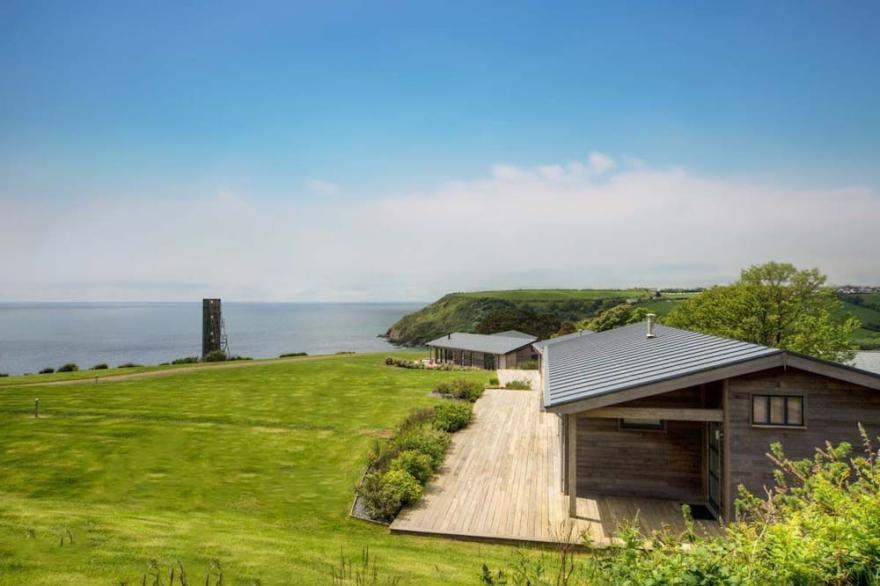 Beautiful Holiday Home With Hot Tub, Just A Walk Away From Talland Beach...