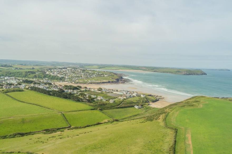 Pentewan is an attractive, modern holiday home, furnished to a high standard.