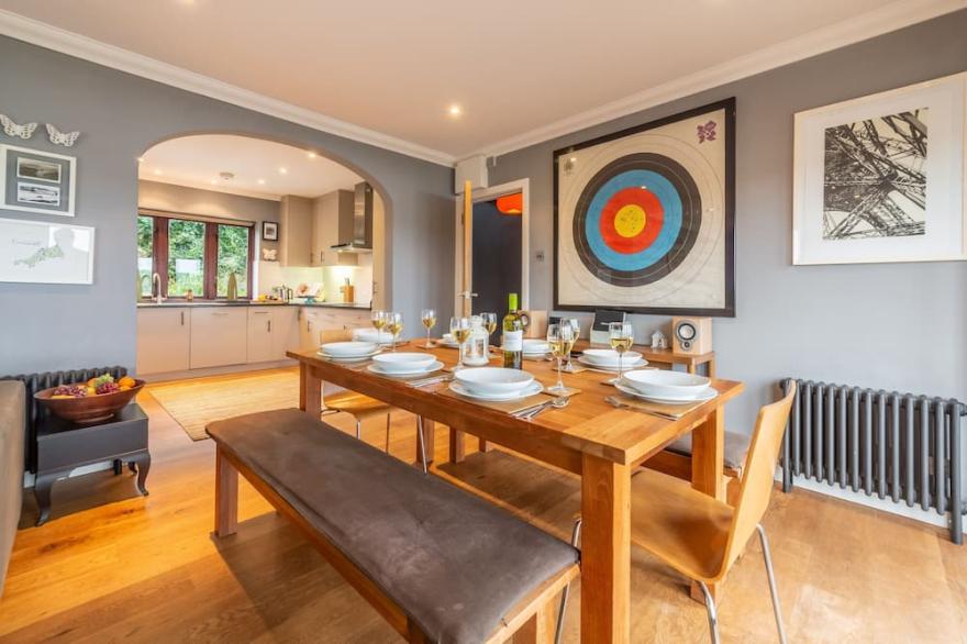Pentewan is an attractive, modern holiday home, furnished to a high standard.