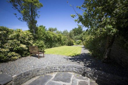 Charming Grade II Listed Cottage